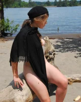 Hippie Goddess - 19-animal5s028