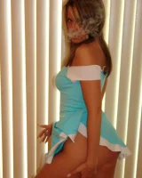 Smokin Hottie - 36-blueskirt0041