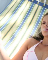 Smokin Hottie - 08-pinkbikini008