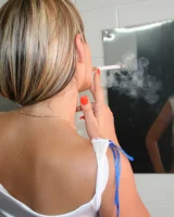 Smokin Hottie - 57-girlsroom064