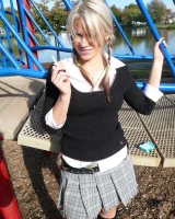 Smokin Hottie - 39-schoolgirl061