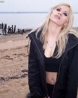 Smokin Hottie - 05-000_0005_0003