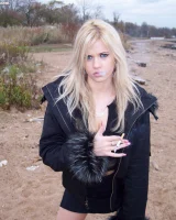 Smokin Hottie - 53-100_0905