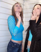 Smokin Hottie - 21-000_0022_0001